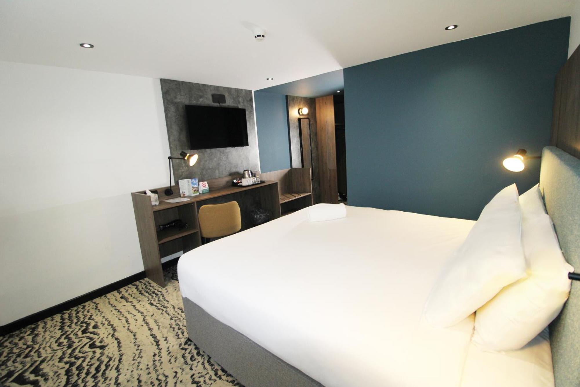 Plaza Chorley; Sure Collection By Western Hotel 3*